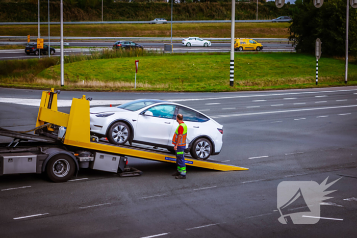 Verkeersdrukte na botsing op kruising