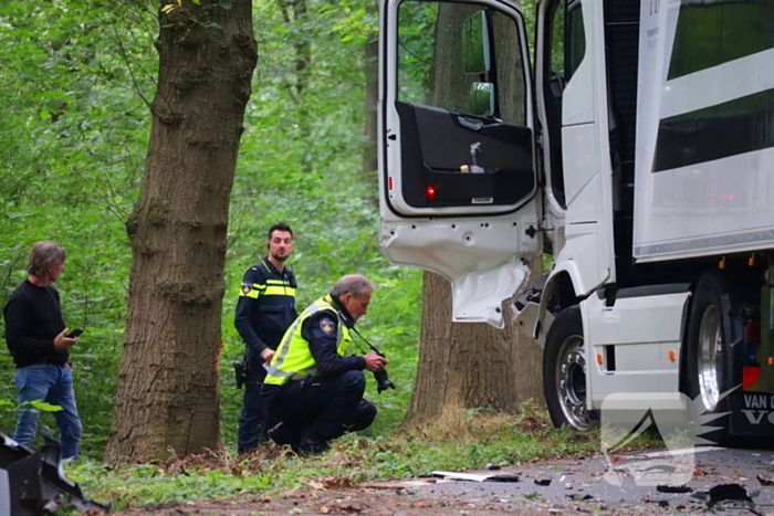 Ernstig ongeval tussen vrachtwagen en personenauto