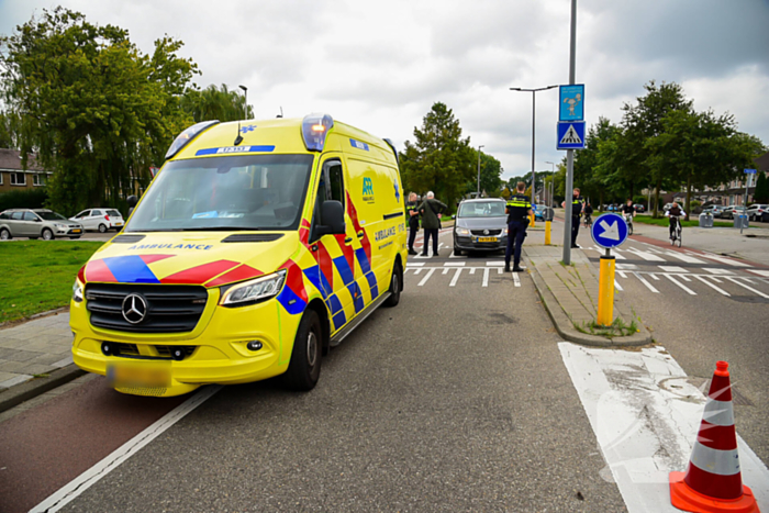 Kind op fiets aangereden bij oversteekplaats