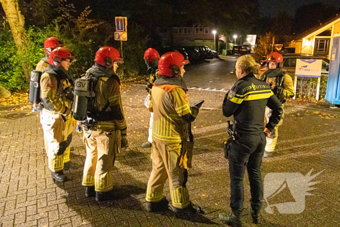 Explosie in achtertuin, politie doet onderzoek