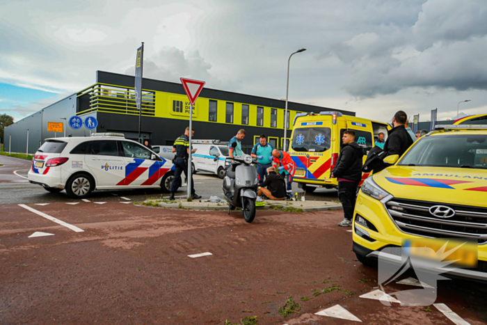 Scooterrijder gewond bij aanrijding