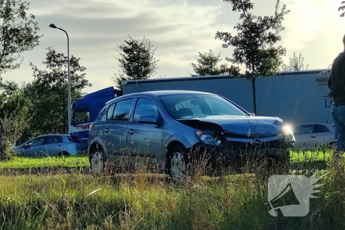 Meerdere voertuigen betrokken bij kettingbotsing