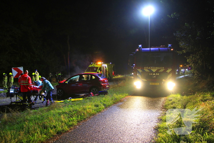 Meerdere gewonden na frontale botsing tussen auto's