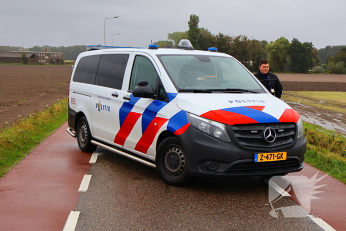 Bakwagen gekanteld weg afgesloten