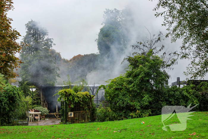 Uitslaande brand in leegstaand pand