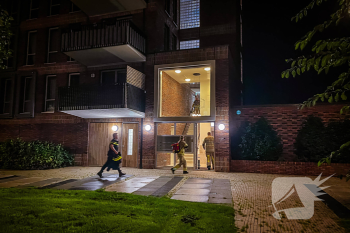 Veel hulpverleners bij appartement