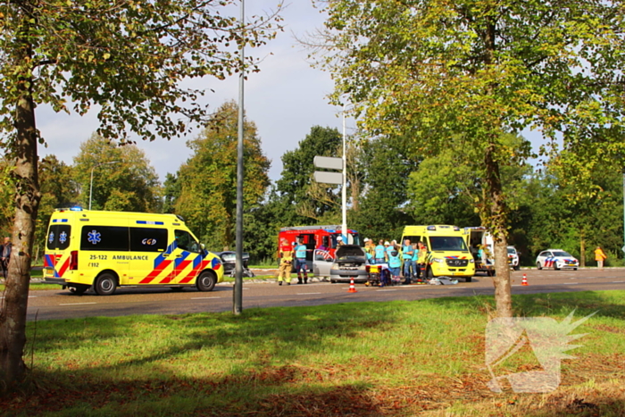 Beknelde bestuurder bevrijdt na harde botsing