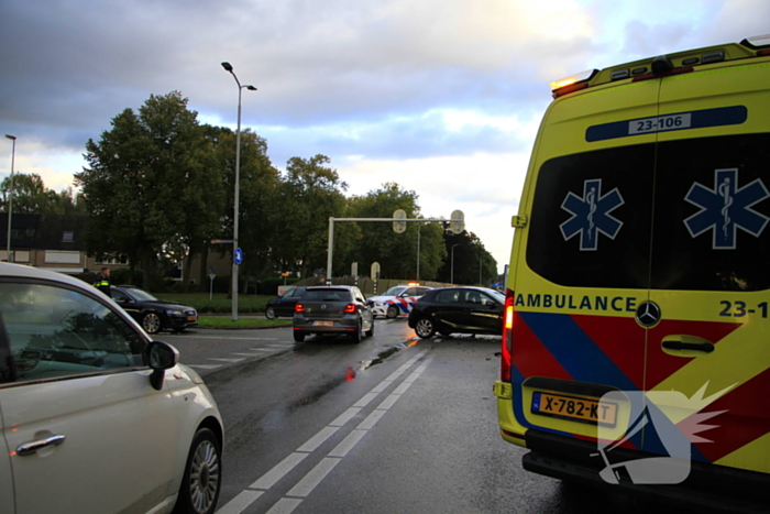 Schades na botsing tussen bezorger en automobilist