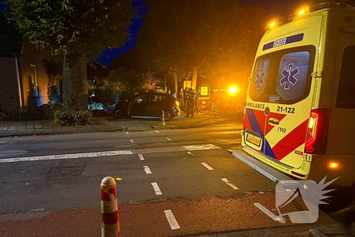 Bestuurder raakt van weg en word aangehouden