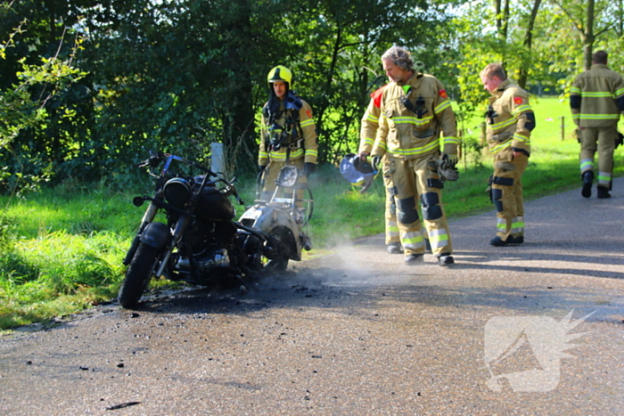 Motor door brand verwoest