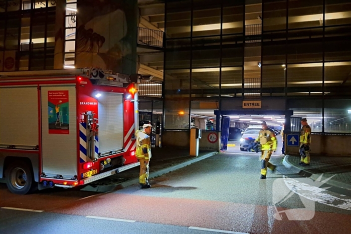 Brand parkeergarage snel onder controle