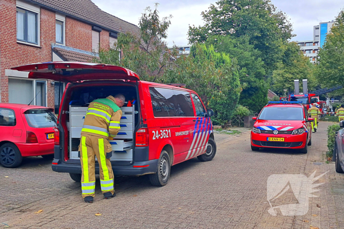 Brandweer ingezet voor grote brand in woning