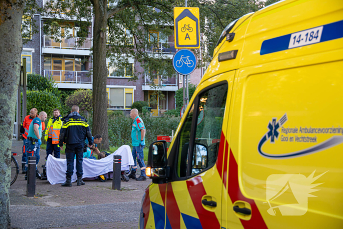 Gewond meisje op straat aangetroffen