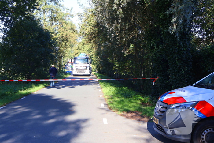 Politie doet onderzoek naar te water geraakt persoon