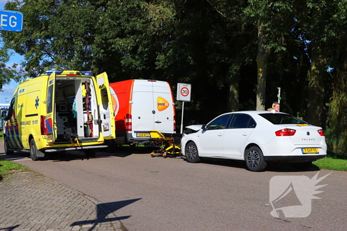 Drie voertuigen betrokken bij kettingbotsing