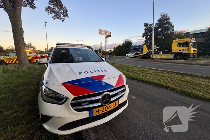 Twee voertuigen fiks beschadigd bij aanrijding