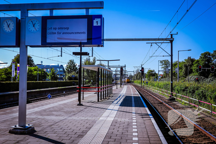 Persoon overleden na botsing met trein