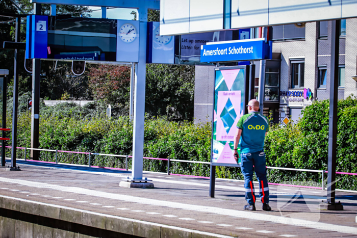 Persoon overleden na botsing met trein