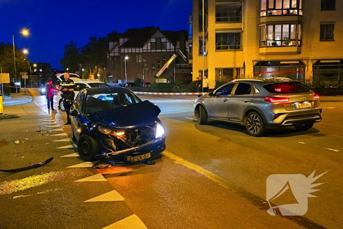 Drie voertuigen betrokken bij ongeval op kruising