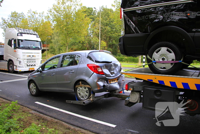 Vrachtwagen veroorzaakt kettingbotsing