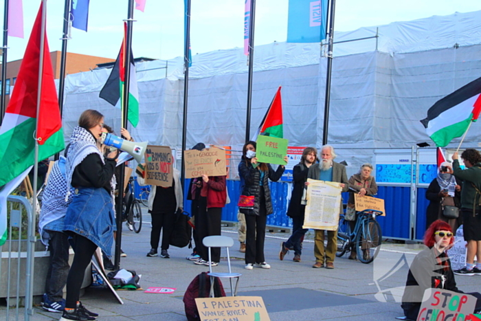 Pro Palestina demonstratie bij station