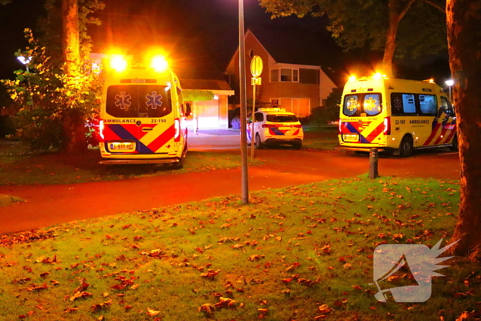 Persoon raakt gewond bij steekpartij in woning