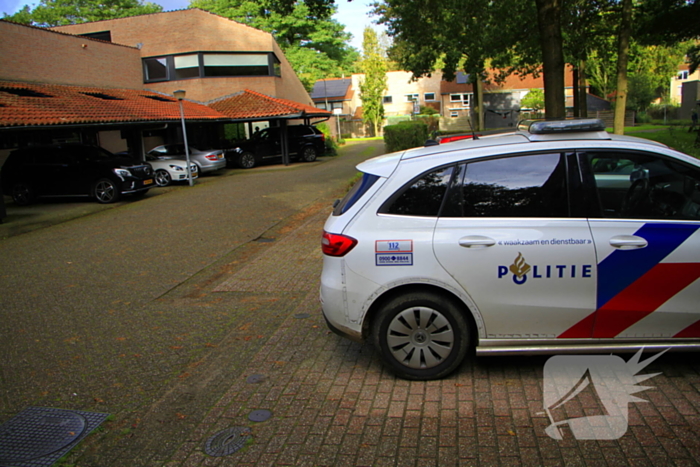 Politie doet onderzoek naar diefstal en sloop van autospiegels