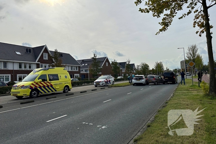 Grote opstopping door ongeval met drie voertuigen