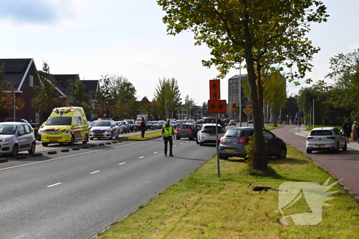 Grote opstopping door ongeval met drie voertuigen