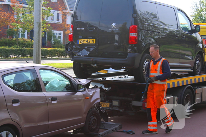 Grote opstopping door ongeval met drie voertuigen