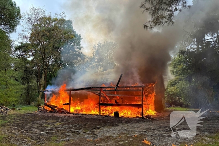 Uitslaande middelbrand in woning