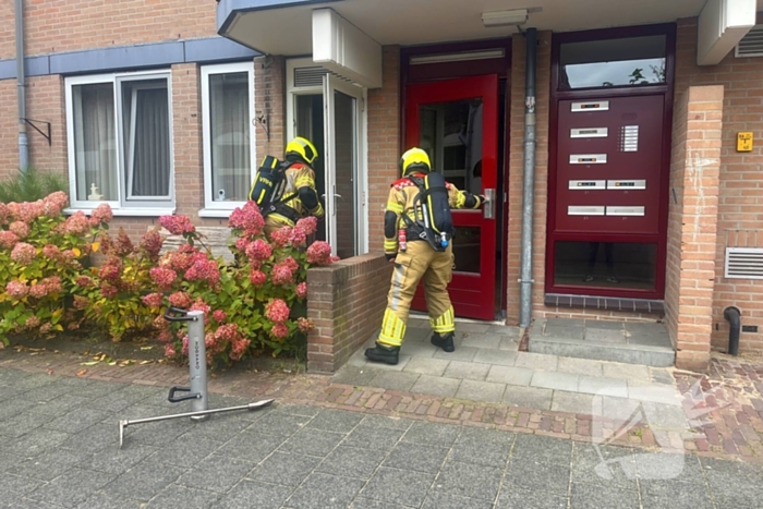 Wierookstokje zorgt voor rookontwikkeling in woning