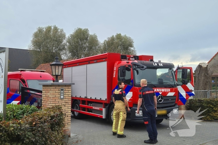 Vrachtwagen rijdt dieseltank lek