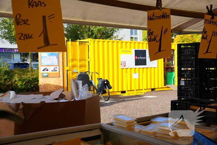 Kijkje in hennepkwekerij op de weekmarkt