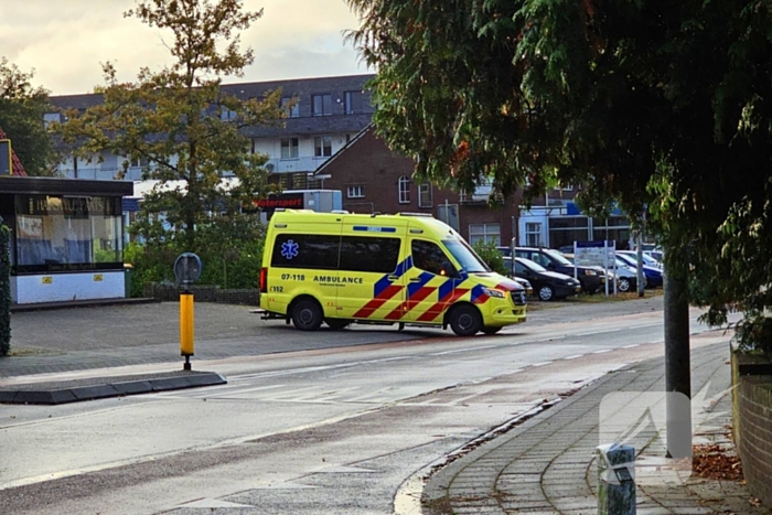 Scooterrijder gewond naar ziekenhuis