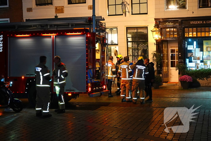 Brand in winkelpand snel onder controle