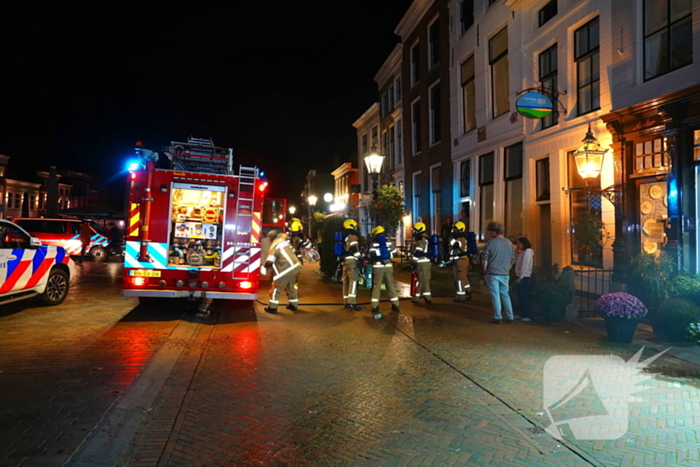 Brand in winkelpand snel onder controle