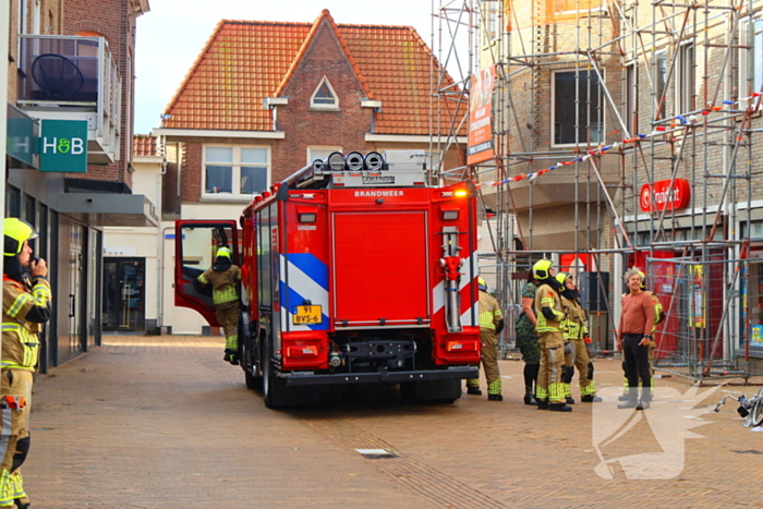 Steigerdeel losgeraakt door harde wind