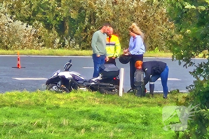 Motorrijder onderuit op afrit