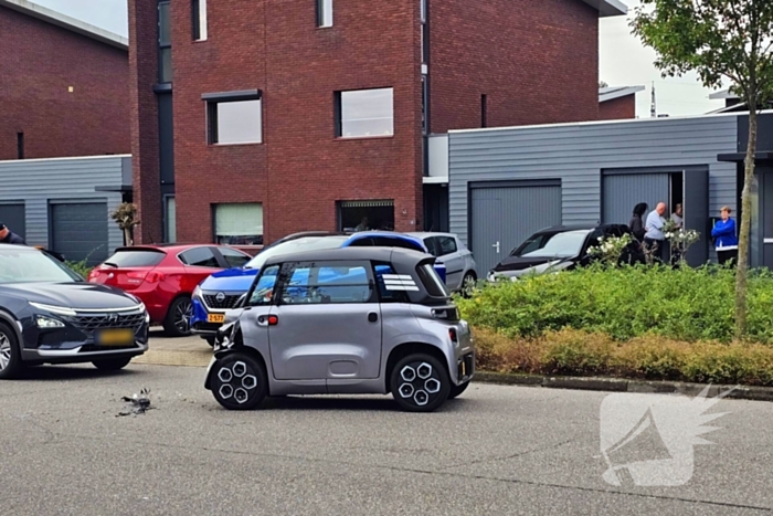 Automobilist rijdt door na aanrijding met brommobiel