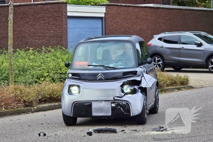 Automobilist rijdt door na aanrijding met brommobiel