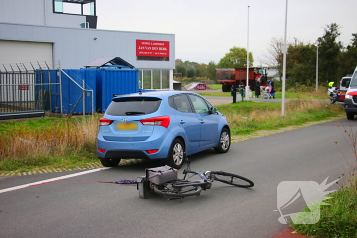 Fietser gewond bij aanrijding met auto