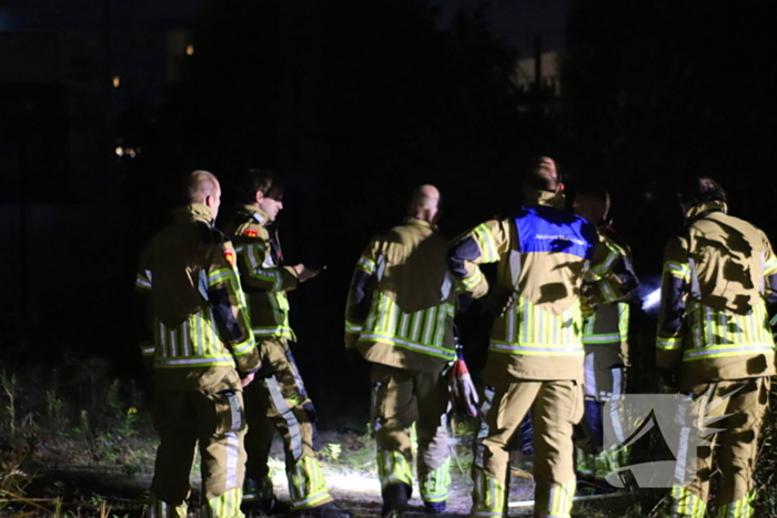 Luchtbehandelingskast bij slooppand vliegt in brand