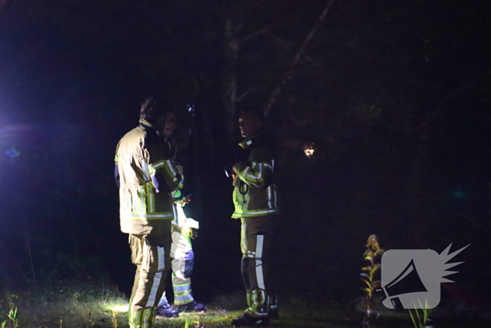 Luchtbehandelingskast bij slooppand vliegt in brand