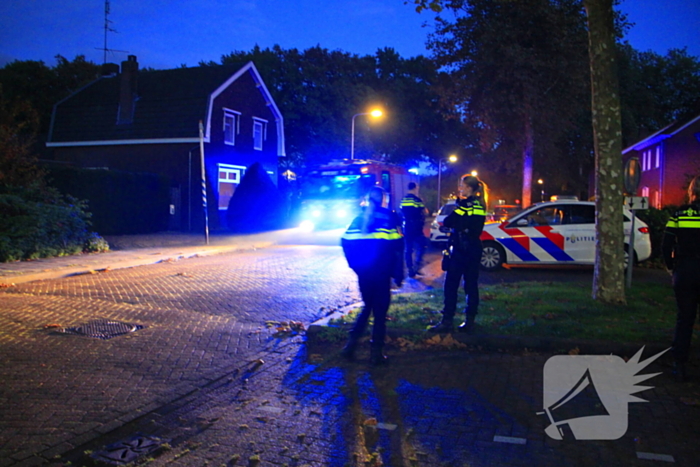 Rook uit kachel aangezien voor mogelijke woningbrand