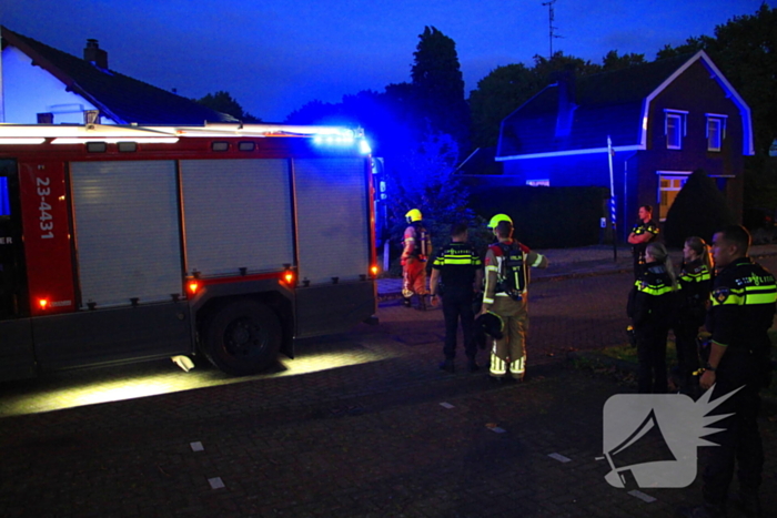 Rook uit kachel aangezien voor mogelijke woningbrand