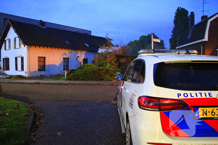 Rook uit kachel aangezien voor mogelijke woningbrand