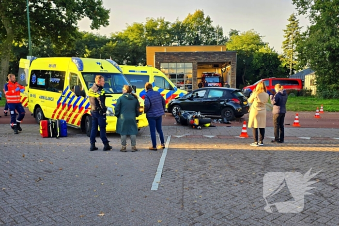 Motorrijder ernstig gewond bij ongeval met auto