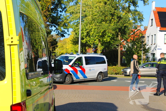 Fietser gewond bij aanrijding met bestelbus