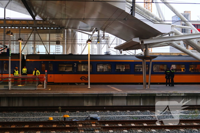 Perrons ontruimd tijdens onderzoek bij trein